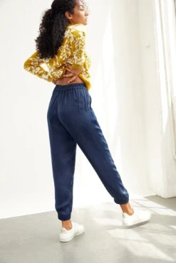 Henri Cupro Joggers - Navy -Women Clothing Sales 0074 Henri Cupro Navy 0716 web 4be84354 5839 42d2 9514 22364a003133