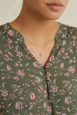 Mai Ecovero Blouse - Lago Green 7 Mai Ecovero Blouse - Lago Green -Women Clothing Sales 0188MaiLagoGreen 2405 web a65118aa bc6e 4c59 bede 60628937b58e