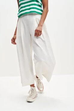 Deslin Pant - Zinnia - ReAmour -Women Clothing Sales 0369 Deslin Salt 2 0889 web 21ad2fc4 32e5 479a 8a35 2c9630a769c8