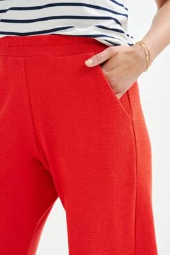 Willow Scallop Knit Pants - Carmine - ReAmour -Women Clothing Sales 0391 Ivy Carmine 2257 web 80e53f10 e766 431a 8548 575c6747db8e