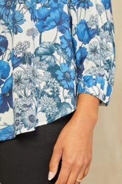 Eusalia Ecovero Blouse - Elsinore Blue -Women Clothing Sales 0517 Eusalia Elsinore Blue 3407 web 7921c7a6 6478 4a70 a26a 1da639945173