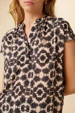 Renata Ecovero Blouse - Ink Flower 6 Renata Ecovero Blouse - Ink Flower -Women Clothing Sales 0607 Renata Ink Flower 4