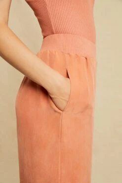 Salice Mixed Cupro Pants - Hibiscus 7 Salice Mixed Cupro Pants - Hibiscus -Women Clothing Sales 0721 Salice Pant Mixed Media Hibiscus 0145 web 3a6ec83a eb01 44bb bf04 778dfebf7ed2