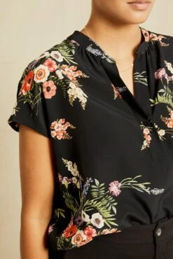 Renata Washable Silk Blouse - Treviso Floral -Women Clothing Sales 1068 Renata Treviso Print 14431 web 1199f11c 5128 4af4 855a 86d56759f8ad