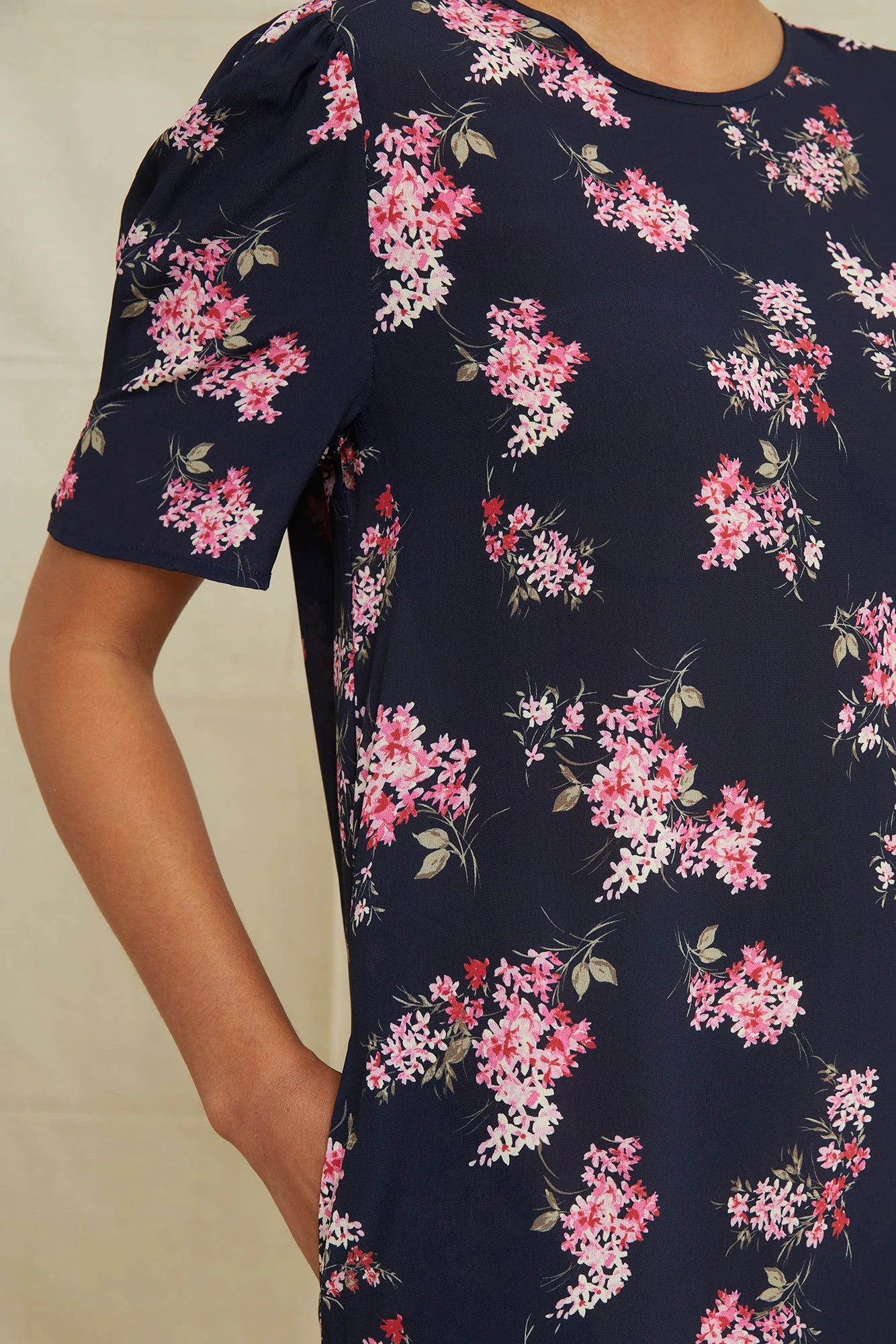 Darla Viscose Dress - Whitby Floral 4 Darla Viscose Dress - Whitby Floral - Image 4